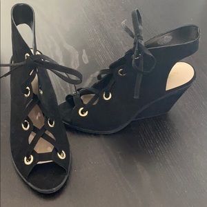 Black Nine West lace up wedges 8